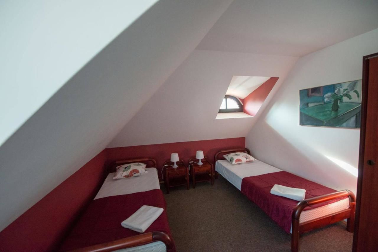 Отели типа «постель и завтрак» Pokoje w Stajni Немце-5